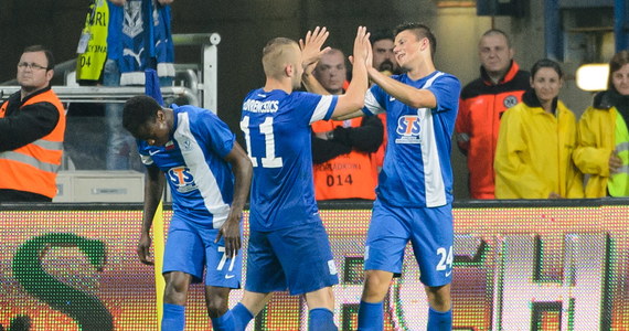 Lech Poznań i Ruch Chorzów awansowały do 3. rundy eliminacji Ligi Europejskiej. "Kolejorz" w rewanżowym meczu pokonał u siebie estoński Nomme Kalju 3:0. "Niebiescy" bezbramkowo zremisowali natomiast na wyjeździe z FC Vaduz z Liechtensteinu. Z rozgrywkami pożegnał się Zawisza Bydgoszcz. Zdobywca Pucharu Polski przegrał na swoim stadionie z belgijskim SV Zulte Waregem 1:3.