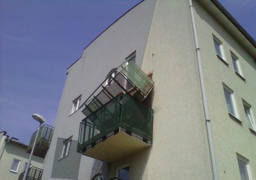 Kraków: Pod studentkami zerwał się balkon