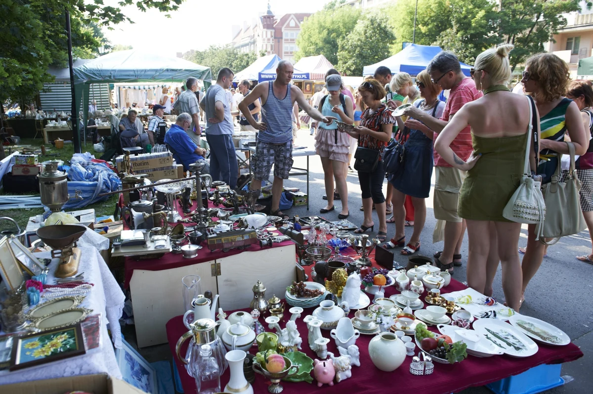 Ponad tysiąc stoisk z potrawami i rękodziełem, do tego dwieście koncertów i spektakli. Dziś w Gdańsku rozpoczął się 754. Jarmark św. Dominika. Swoje wyroby do 17 sierpnia zaprezentują kupcy z 12 krajów - oprócz Polski między innymi z Egiptu, Hiszpanii, Indii, Kanady czy Litwy.