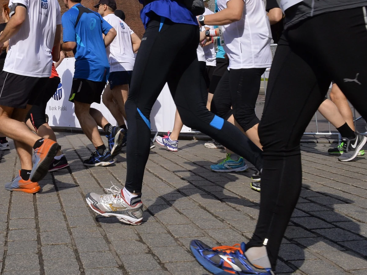 Mieszkasz w Katowicach i lubisz biegać? Możesz reprezentować miasto we wrześniowym Köln Marathon 2014  w Niemczech. Urząd Miasta w Katowicach do 3 sierpnia czeka na zgłoszenia w konkursie "Wysyłamy Czwórkę na Kolonię".