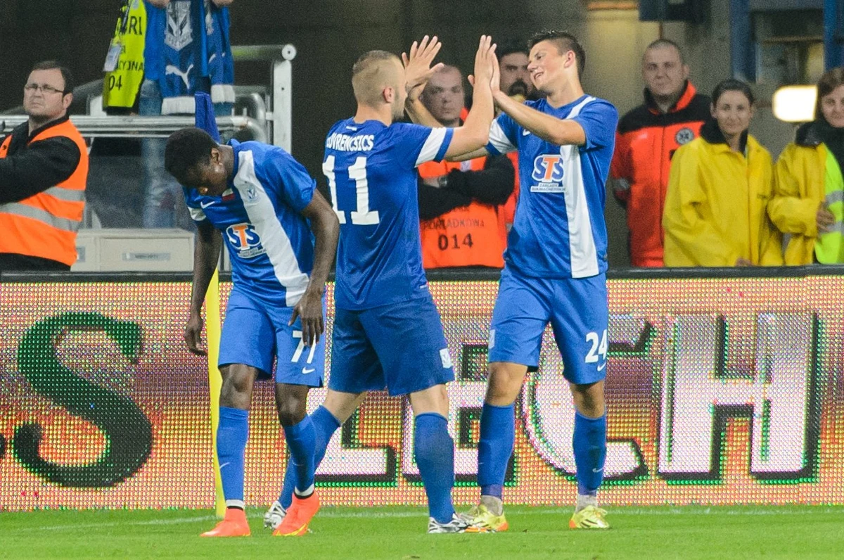 Piłkarze Ruchu i Lecha rozegrają dziś pierwsze mecze 3. rundy eliminacji Ligi Europejskiej. Teoretycznie trudniejsze zadanie czeka chorzowian, którzy zmierzą się z duńskim Esbjerg fB. Rywalem poznaniaków będzie islandzki Stjarnan.