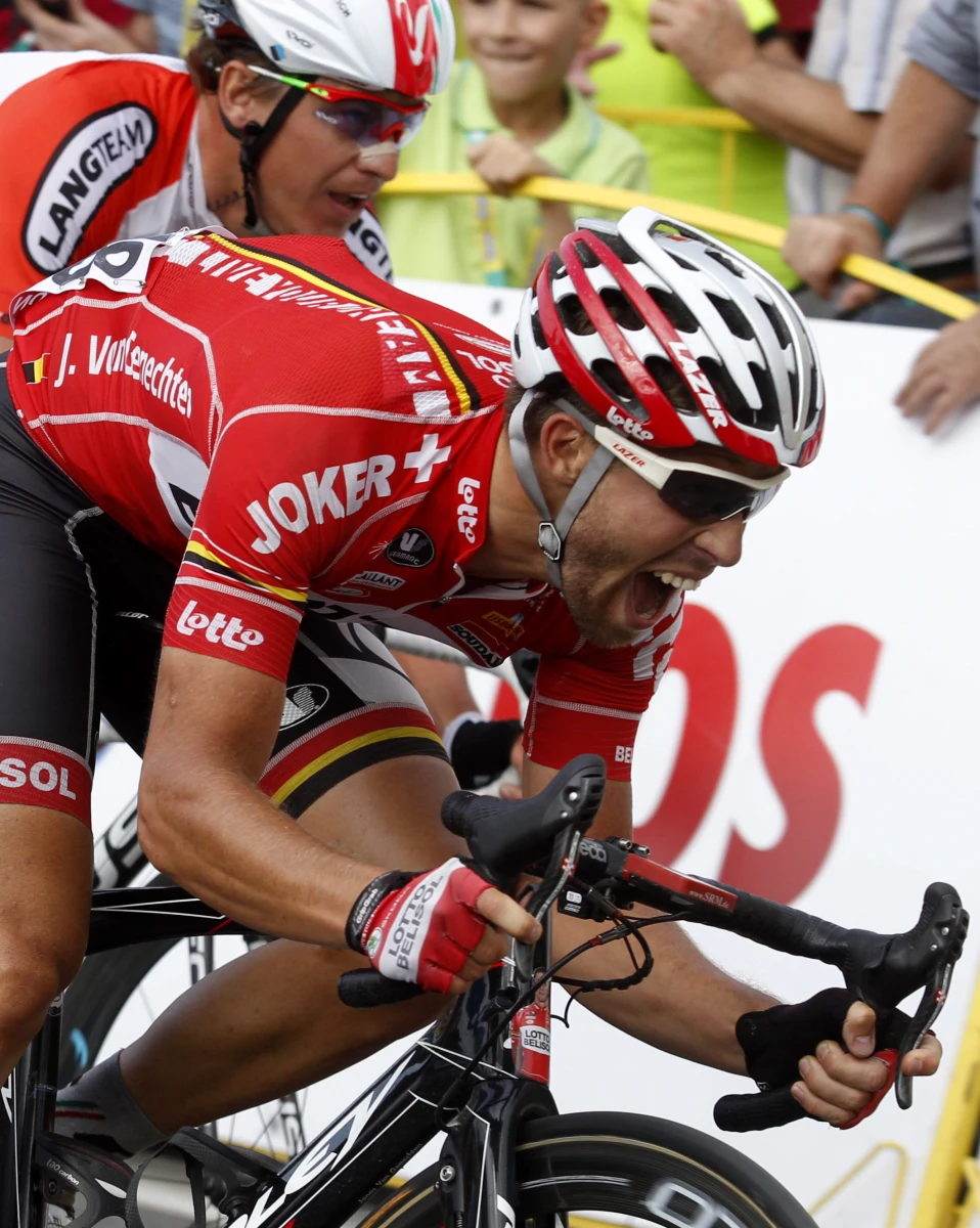 Belg Jonas van Genechten wygrał czwarty, najdłuższy etap 71. Tour de Pologne. Kolarze pokonali 236 - kilometrową trasę z Tarnowa do Katowic. Żółtą koszulkę lidera zachował Czech Petr Vakoc. Najszybszy z Polaków był Grzegorz Stępniak, który uplasował się na 19. pozycji.