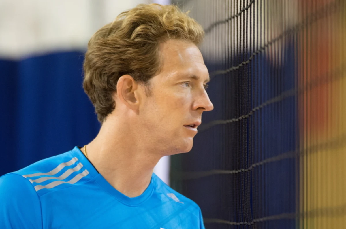 "Pracowaliśmy dużo i ciężko, więc w tej chwili zawodnicy są zmęczeni, wolni i mało skoczni. To widać na zajęciach, bo czasami trudno trenować, gdy jest się zmęczonym. Ale to normalne. Pracujemy ciężko, bo chcemy medalu mistrzostw świata” – mówił podczas zgrupowania w Spale trener reprezentacji Polski siatkarzy Stephane Antiga. „Ten tydzień poświęcimy na atak, zagrywkę i przyjęcie. Wcześniej pracowaliśmy dużo nad obroną" – dodał. 