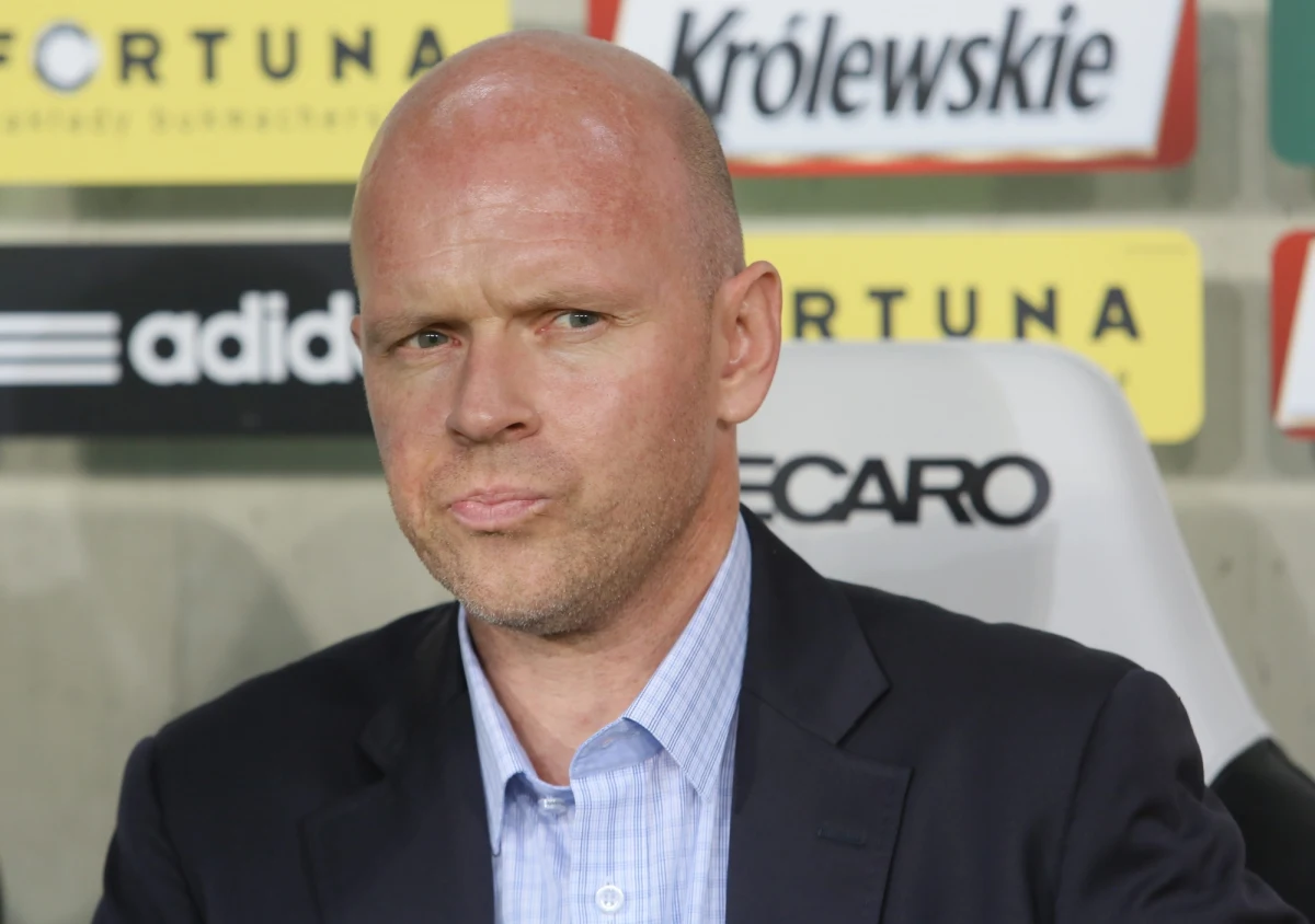 "Jestem bardzo zadowolony z postawy moich piłkarzy, bo pokazali umiejętności na wysokim poziomie i udowodnili, że wciąż mogą się rozwijać. Jestem szczęśliwy, że udało nam się wygrać zarówno na własnym boisku, jak i na wyjeździe” – mówił po wygranym meczu z Celtikiem Glasgow trener Legii Warszawa Henning Berg. „Ten dwumecz udowodnił, że w Polsce też można dobrze grać w piłkę, strzelać gole i wygrywać z europejskimi drużynami” – dodał. 