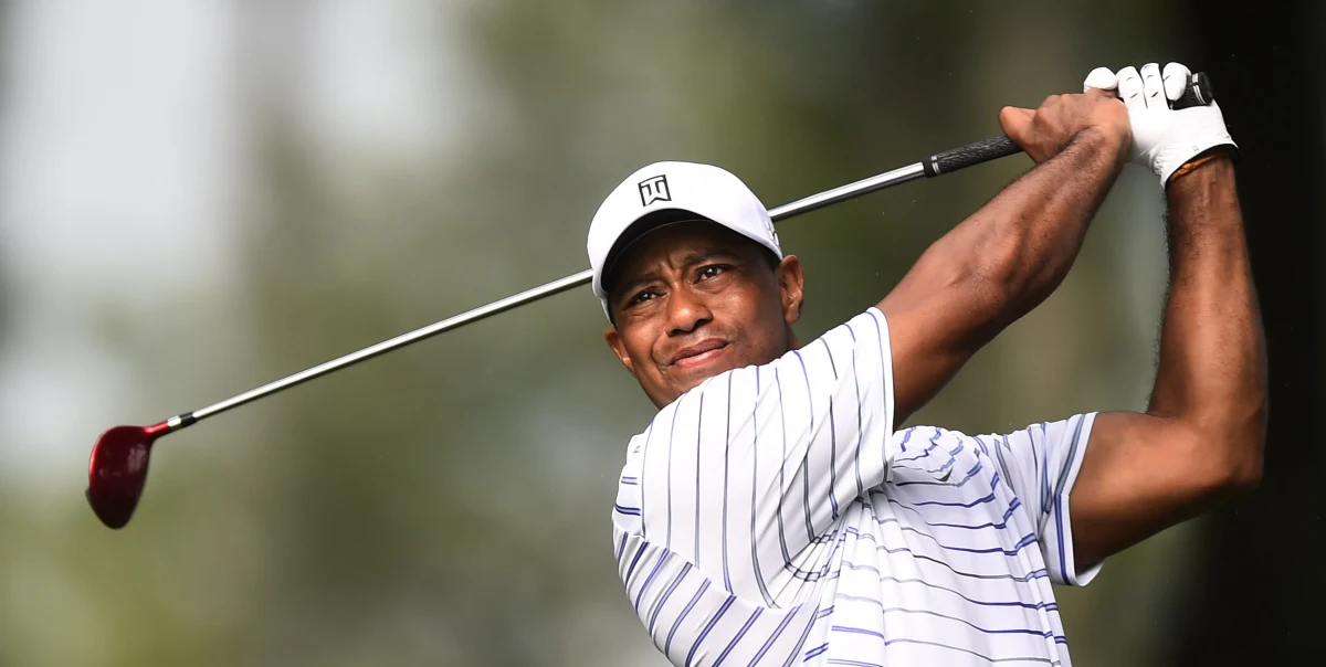 Słynny amerykański golfista Tiger Woods poniósł spektakularną porażkę w 96. edycji prestiżowego turnieju PGA-Championship w Louisville. Odpadł już po drugiej rundzie, ponieważ nie osiągnął wymaganego progu uderzeń. 