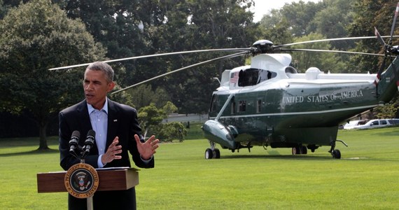 Amerykańskie bombardowania zniszczyły uzbrojenie i wyposażenie dżihadystów z Państwa Islamskiego w północnym Iraku - powiedział prezydent USA Barack Obama. Amerykański przywódca odmówił jednak podania harmonogramu dalszych nalotów na pozycje islamistów.