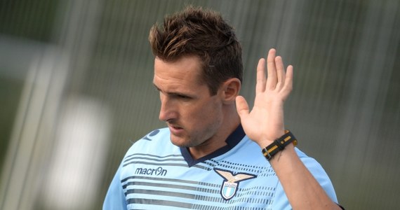 Zawodnik piłkarskiej reprezentacji Niemiec Miroslav Klose potwierdził, że podjął ostateczną decyzję o odejściu z zespołu narodowego. Rozstanie z reprezentacją zapowiedział po zakończeniu mistrzostw świata w Brazylii.