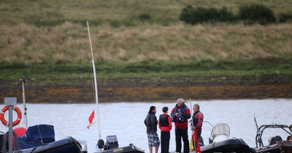 Akcja ratunkowa na jeziorze Strangford Lough w Irlandii Północnej. Bardzo silny wiatr przewrócił tam 80 żaglówek. Do wody wpadło sto osób.