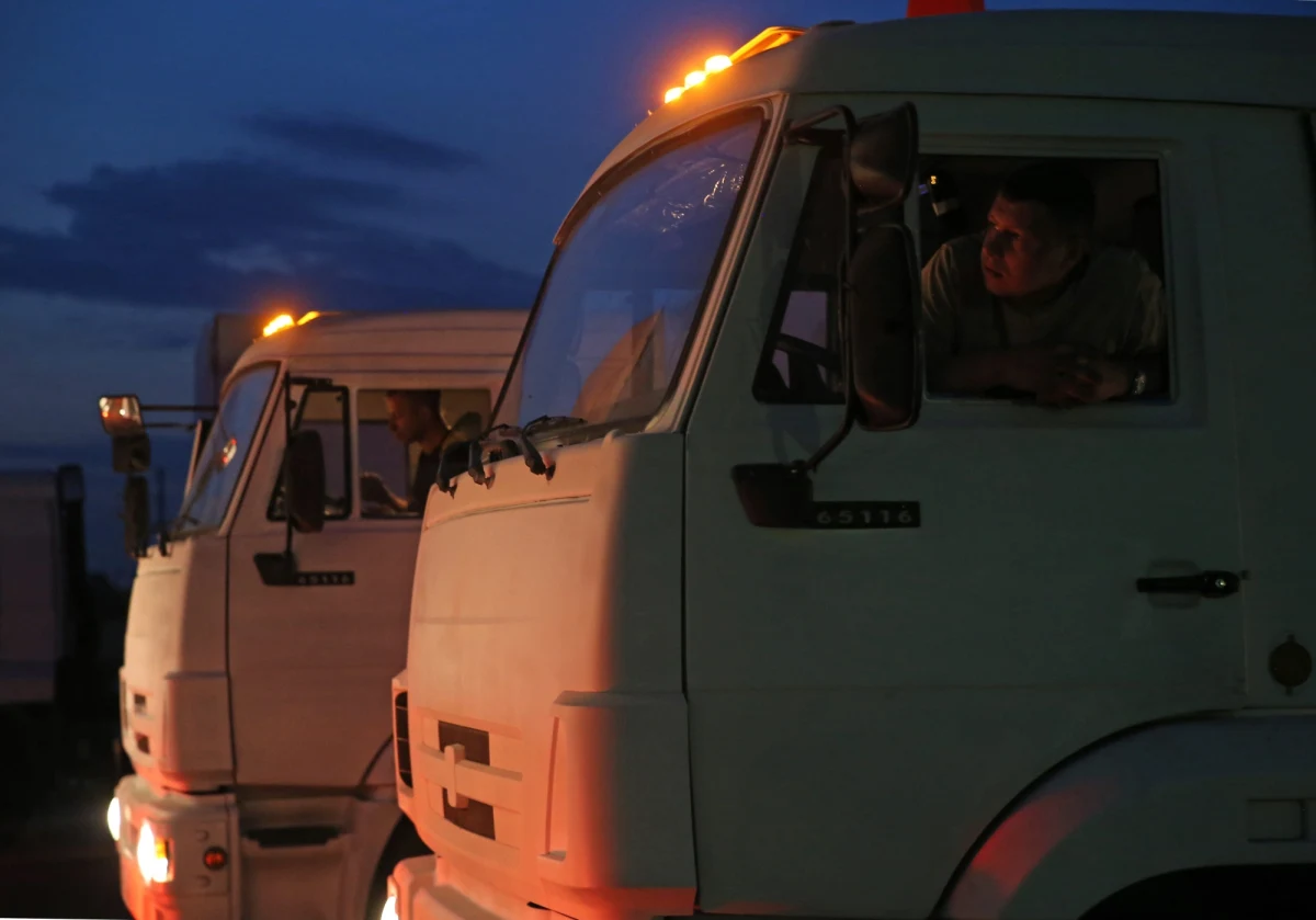 Rosyjski konwój z pomocą humanitarną dla wschodniej Ukrainy musi zostać sprawdzony, aby uzyskać pewność, że nie służy on celom politycznym - oświadczyła komisarz UE ds. pomocy humanitarnej Kristalina Georgiewa. Kolumna 280 ciężarówek - w których ma być m.in. żywność, woda pitna i sprzęt medyczny - jest już w drodze. 