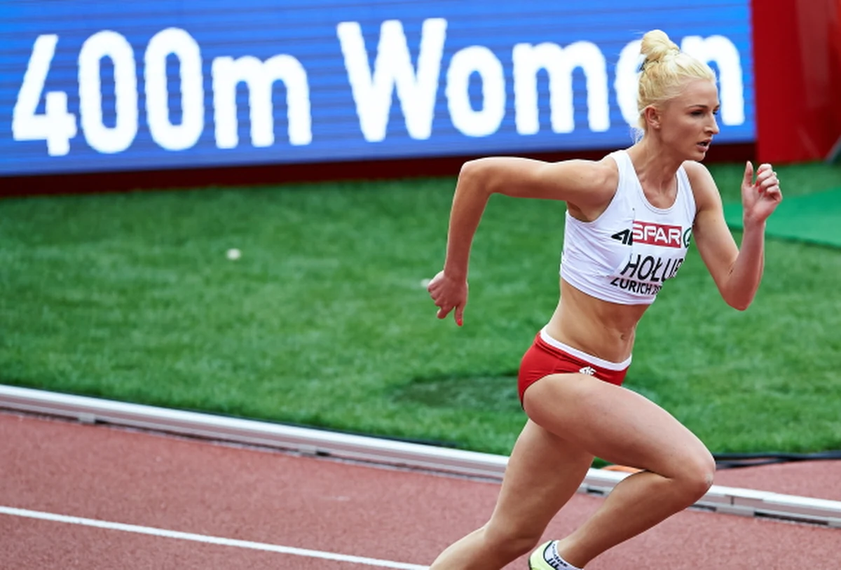 Małgorzata Hołub i Justyna Święty awansowały do jutrzejszego półfinału biegu na 400 metrów 22. lekkoatletycznych mistrzostw Europy w Zurychu. Odpadła Patrycja Wyciszkiewicz.  