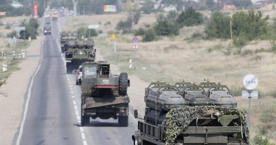 Samozwańcza Doniecka Republika Ludowa otrzymała wsparcie od Rosji - poinformował Aleksandr Zacharczenko. Do regionu wysłano 1200 bojowników, 30 czołgów i 120 transporterów opancerzonych. 