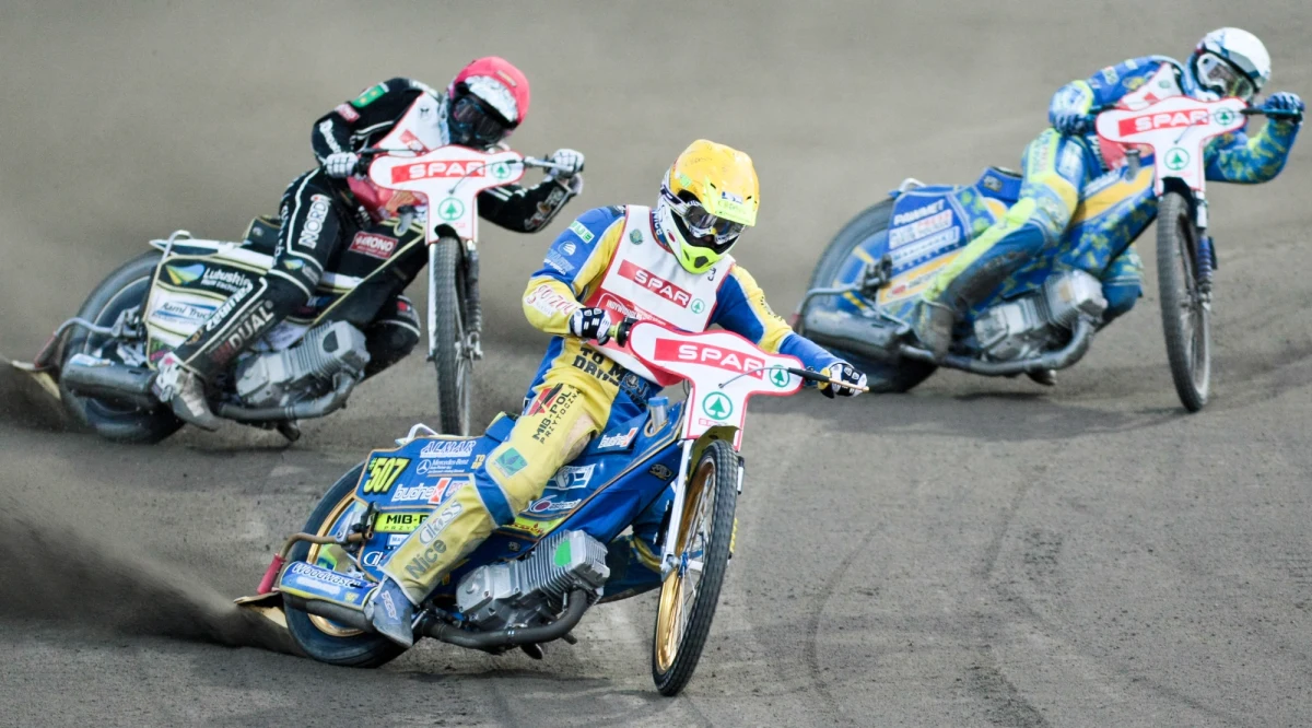 Krzysztof Kasprzak wygrał żużlowy turniej o Grand Prix Łotwy w Daugavpils (Dyneburg) - ósmą eliminację mistrzostw świata. Liderem klasyfikacji generalnej został Amerykanin Greg Hancock. 