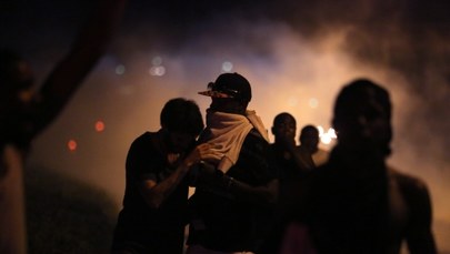 Zamieszki w Ferguson. Policja użyła gazu łzawiącego  