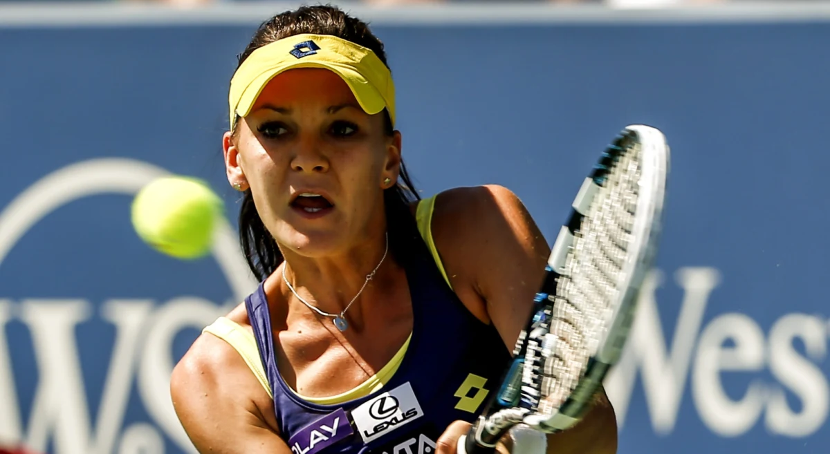 Rozstawiona z numerem 4. Agnieszka Radwańska zmierzy się w pierwszej rundzie wielkoszlemowego turnieju tenisowego US Open z Kanadyjką Sharon Fichman. Katarzyna Piter trafiła na kwalifikantkę, a pierwszym rywalem Jerzego Janowicza będzie Serb Dusan Lajović.