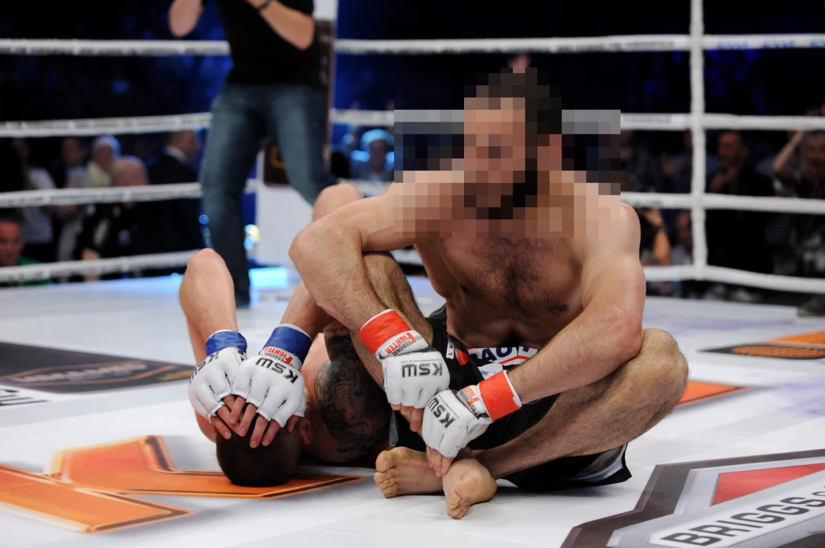 Olsztyński sąd aresztował na trzy miesiące znanego zawodnika MMA Aslambeka S. Mężczyzna jest podejrzany o udział w zorganizowanej grupie przestępczej. Wraz z nim zatrzymano trzy inne osoby.