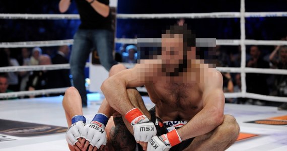 Olsztyński sąd aresztował na trzy miesiące znanego zawodnika MMA Aslambeka S. Mężczyzna jest podejrzany o udział w zorganizowanej grupie przestępczej. Wraz z nim zatrzymano trzy inne osoby.