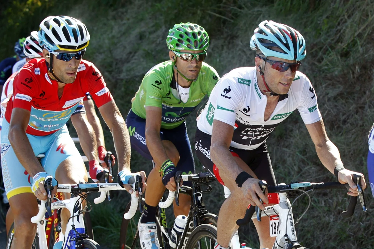 Ubiegłoroczny zwycięzca Chris Horner nie wystartuje w rozpoczynającym się jutro wyścigu Vuelta a Espana. Amerykanin został wycofany przez ekipę Lampre-Merida z powodu zbyt niskiego poziomu kortyzolu w organizmie.