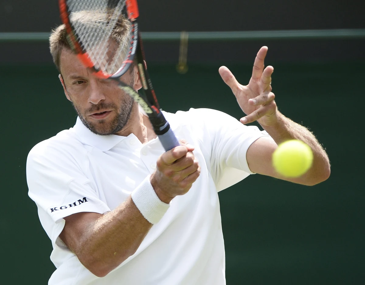 Michał Przysiężny nie wystąpi w turnieju głównym tegorocznej edycji wielkoszlemowego US Open. Polski tenisista w decydującej, trzeciej rundzie eliminacji nowojorskiej imprezy przegrał z Japończykiem Tatsumą Ito 4:6, 4:6.