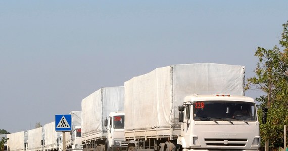Będą kolejne rosyjskie konwoje z pomocą humanitarną - ogłosił Minister Spraw Zagranicznych Rosji Siergiej Ławrow. "Ostatni konwój był bardzo udany, wiemy, że potrzeba więcej" - dodał Ławrow. Wszystkie, prawie 280 rosyjskich ciężarówek, wróciło już z Ukrainy.