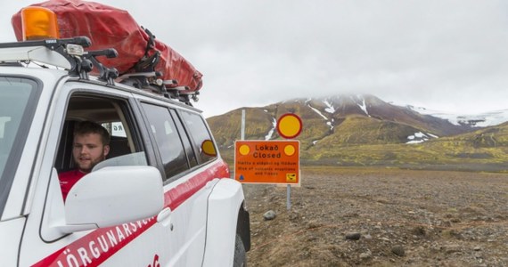 Islandia obniżyła z czerwonego do pomarańczowego alert dla transportu związany z aktywnością wulkanu Bardarbunga. Decyzję uzasadniono brakiem sygnałów, które świadczyłyby o zbliżającej się erupcji. 