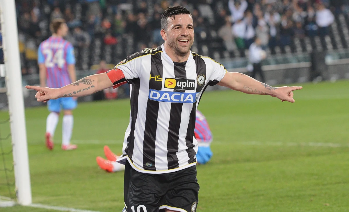 Antonio Di Natale zdobył pięć bramek dla Udinese w meczu 3. rundy piłkarskiego Pucharu Włoch. Jego zespół wygrał u siebie 5:1 (3:1) z Ternaną. 