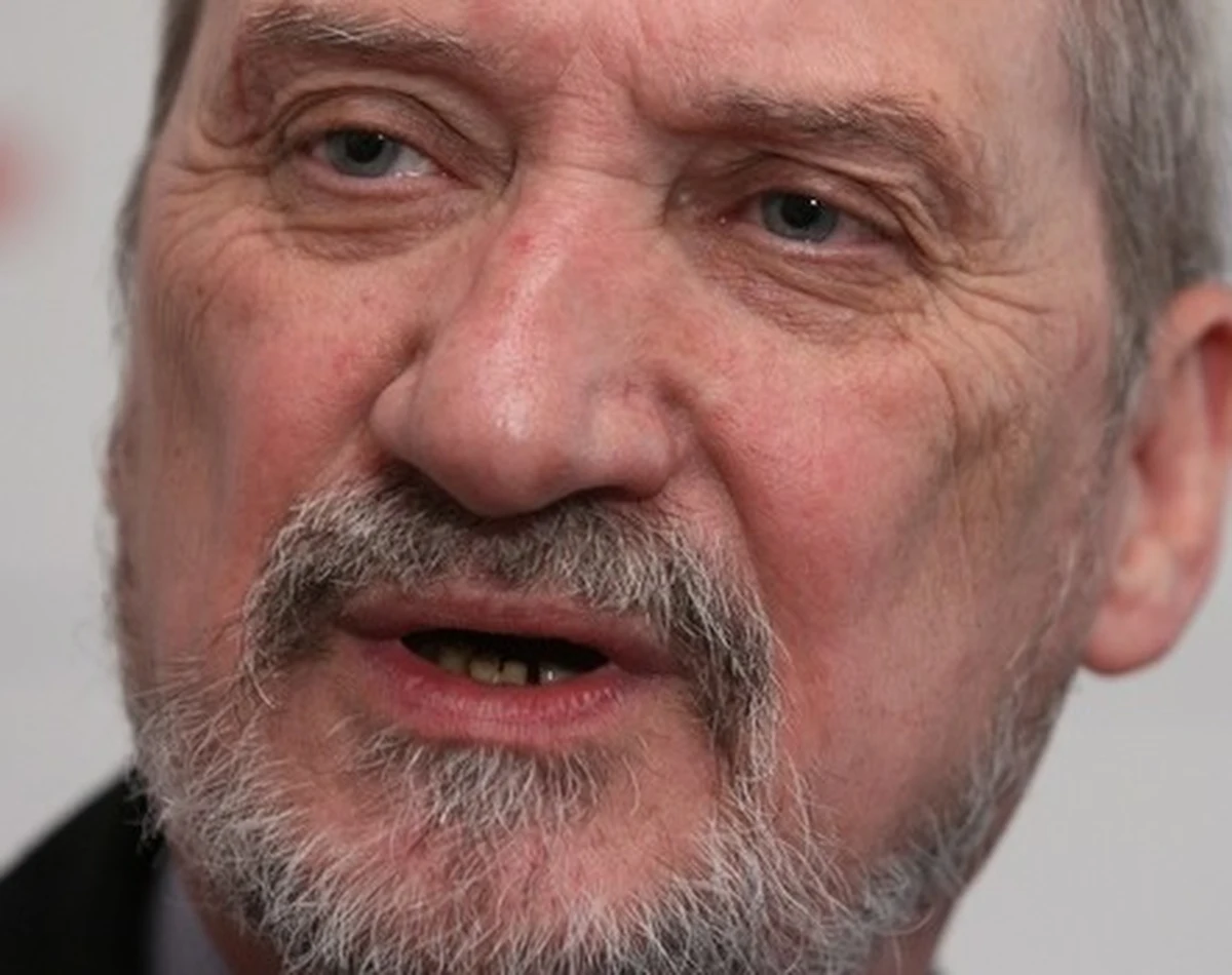 Klub PO poprze wniosek Twojego Ruchu o powołanie komisji śledczej ds. likwidacji WSI. W piątek posłowie w głosowaniu rozstrzygną, czy propozycja TR trafi do dalszych prac w Sejmie. 