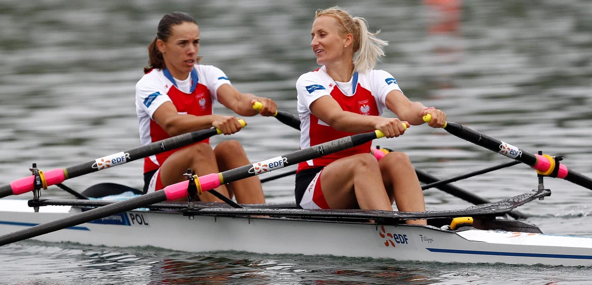Magdalena Fularczyk-Kozłowska i Natalia Madaj zdobyły w Amsterdamie srebrny medal 44. wioślarskich mistrzostw świata w dwójce podwójnej. Zwyciężyły Nowozelandki, a na trzeciej pozycji finiszowały Australijki. Męska ósemka zdobyła brązowy medal na 44. wioślarskich mistrzostw świata. 
