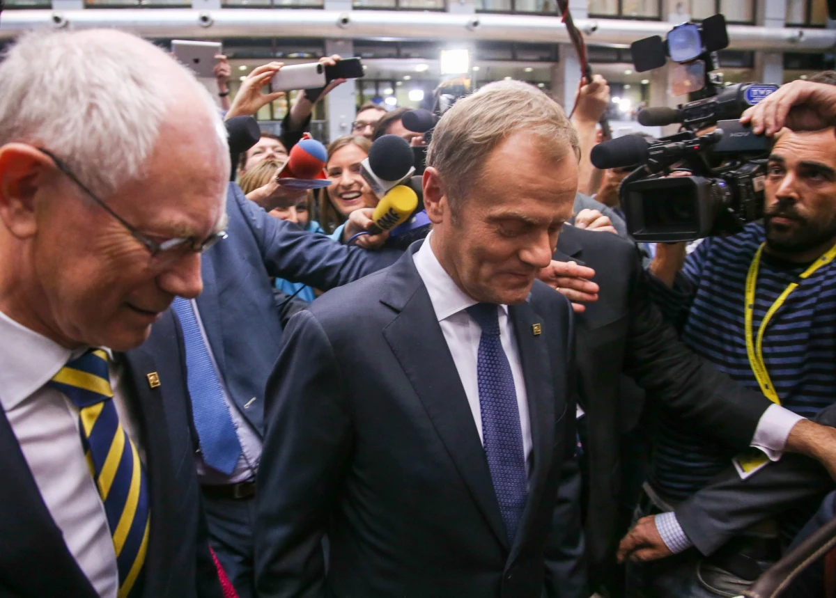 Premier Donald Tusk będzie dostawał 80 tys. złotych emerytury miesięcznie - pisze wtorkowy "Fakt". Jak podaje tabloid, szefowi Rady Europejskiej zapewniają to unijne przepisy.