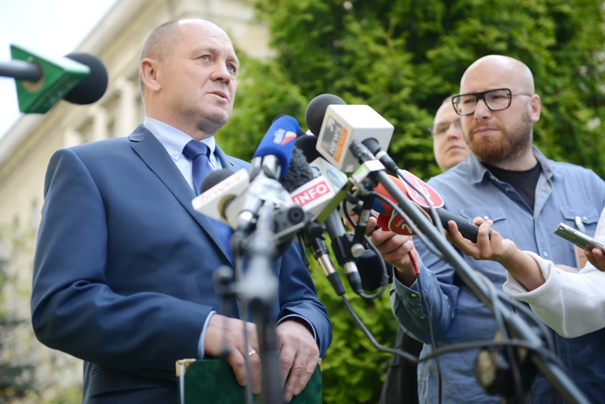 Białoruś chce kupować w Polsce towary spożywcze objęte rosyjskim embargiem. Chodzi głównie o mleko i jego przetwory, a także owoce i warzywa - przede wszystkim jabłka. 