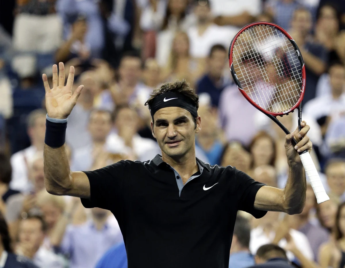 Roger Federer dba o sympatię fanów oglądających z trybun jego grę w wielkoszlemowym US Open. Dziennikarz gazety "Wall Street Journal" obliczył, że Szwajcar poświęca najwięcej czasu - spośród tenisistów uczestniczących w turnieju - na rozdawanie autografów.