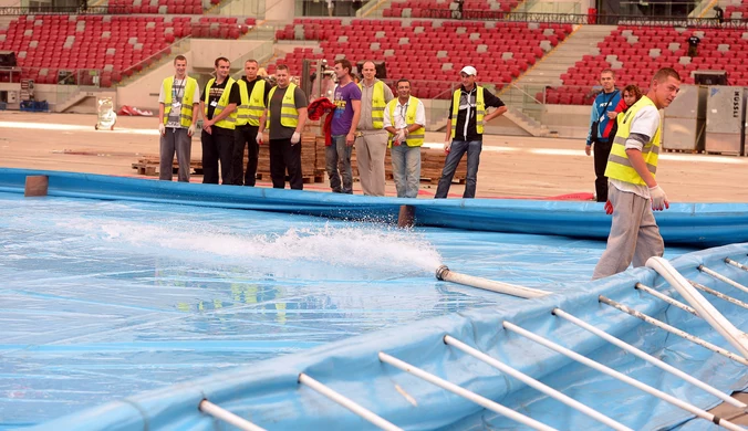 Basen na Stadionie Narodowym już pełny