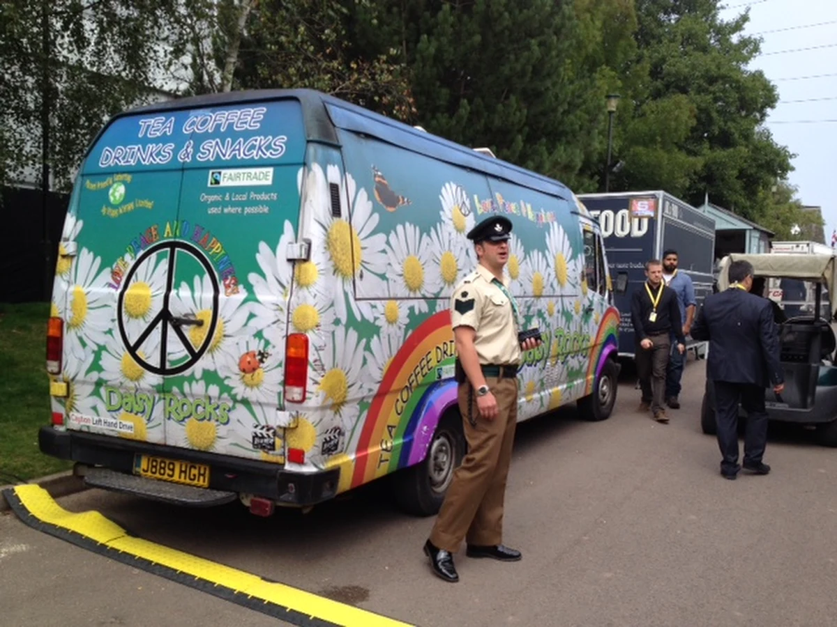 Na szczyt NATO w Walii przybyło ponad 60 przywódców. Wśród nich, oprócz gospodarza Davida Camerona: Barak Obama, Angela Merkel, Francois Hollande. Są tu nie tylko prezydenci i premierzy państw NATO. Wydarzenia w walijskim Newport śledzi specjalny wysłannik RMF FM Michał Zieliński. 