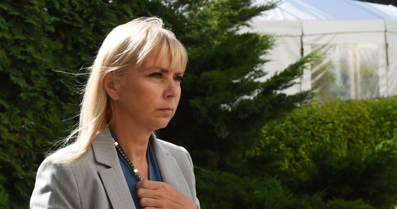 Wicepremier Elżbieta Bieńkowska jest już oficjalną kandydatką na stanowisko komisarza UE. sejmowa Komisja ds. Unii Europejskiej bez głosów sprzeciwu i przy trzech wstrzymujących się - zaakceptowała jej kandydaturę. 