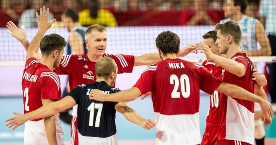Polscy siatkarze pokonali Argentynę 3:0 w ostatnim meczu 1. rundy mistrzostw świata. Biało-czerwoni wyszli z grupy z kompletem zwycięstw i w sumie oddali tylko jednego seta w meczu z Kamerunem!