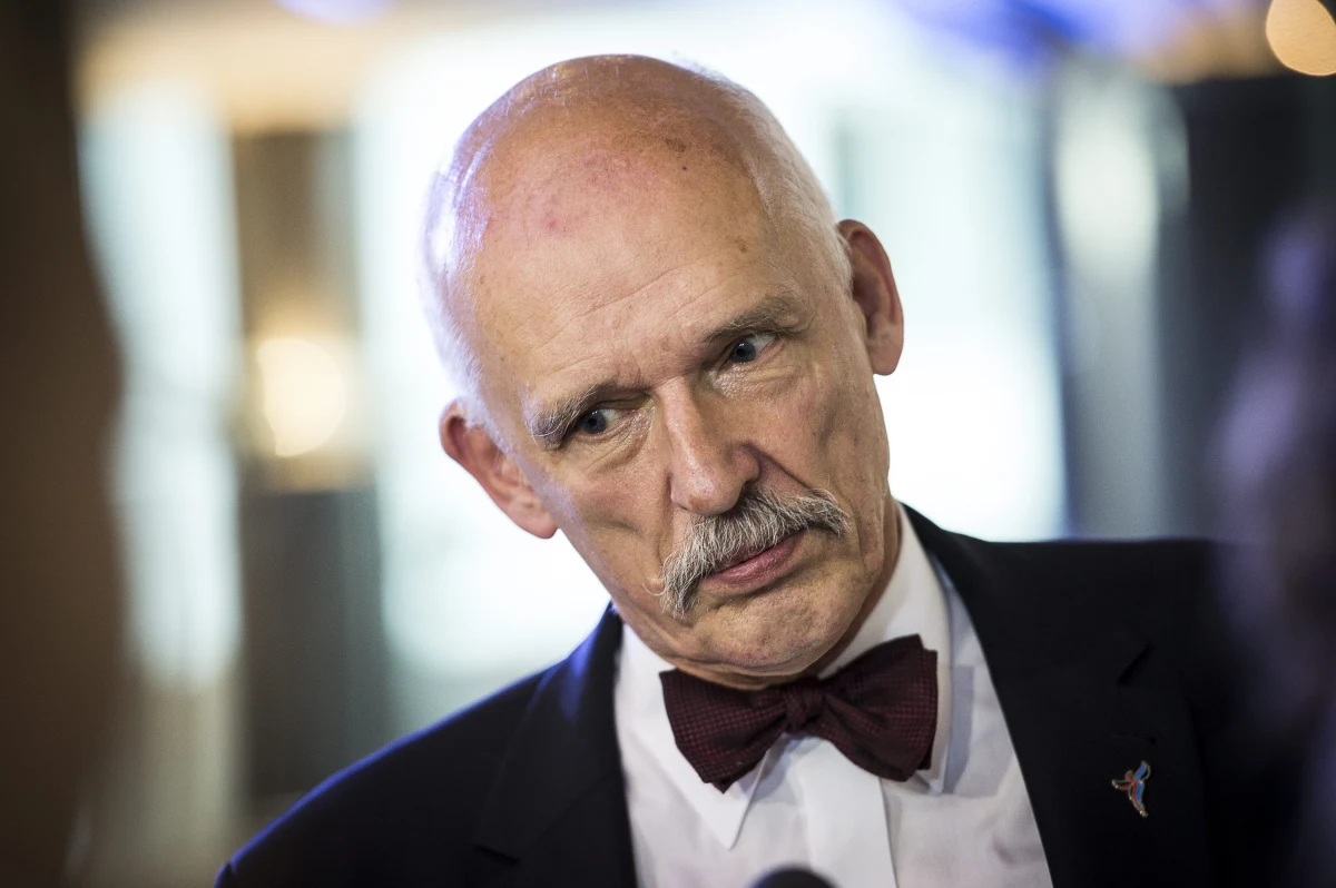 Szef Nowej Prawicy Janusz Korwin-Mikke spotkał się dziś z przewodniczącym Parlamentu Europejskiego Martinem Schulzem, by wytłumaczyć mu użycie podczas debaty w europarlamencie słowa "negroes", czyli "Murzyni". Rozmowa nie doprowadziła do wyjaśnienia sprawy, dlatego Polak do piątku musi złożyć wyjaśnienia na piśmie. 