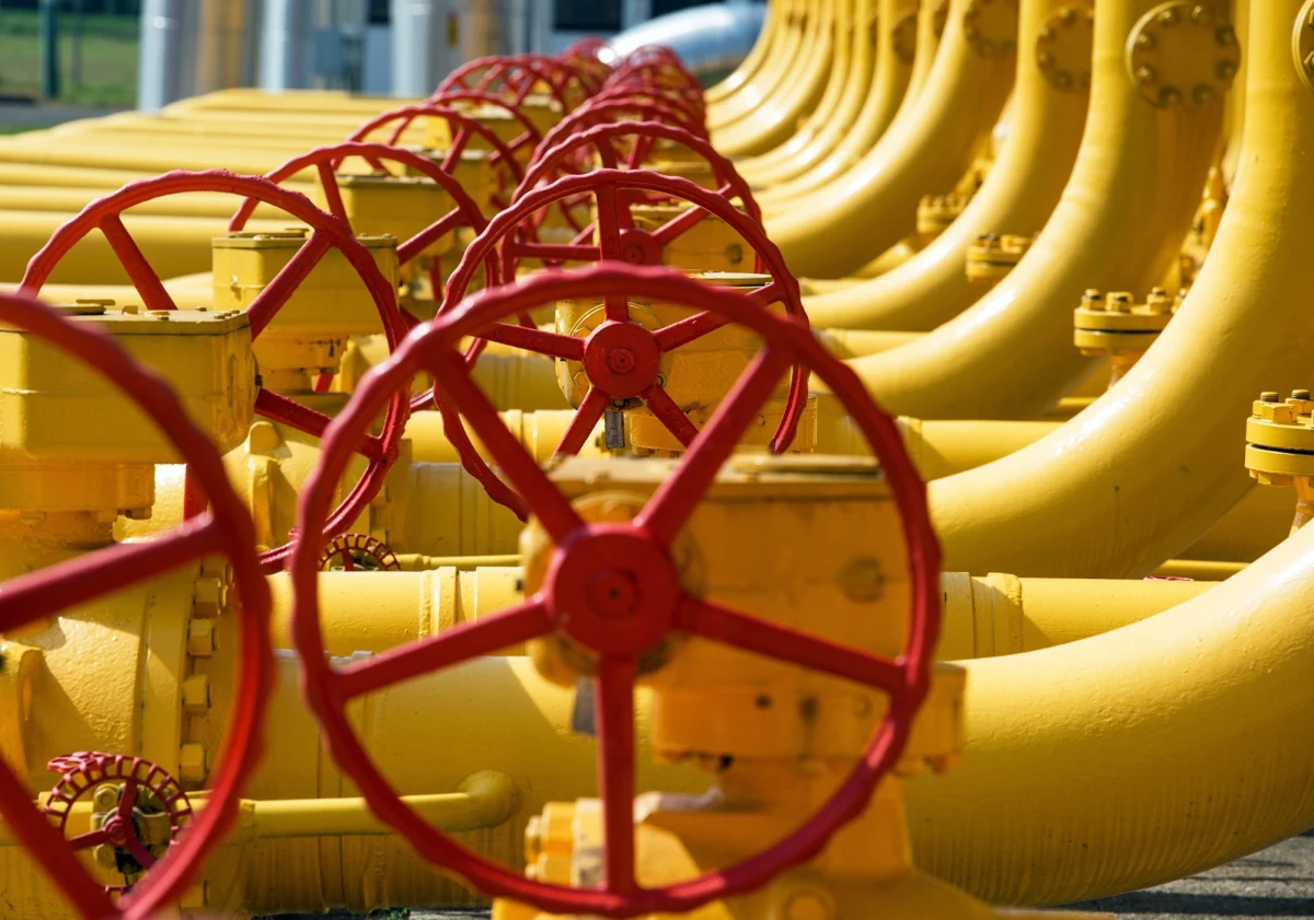 Ograniczenie lub całkowite wstrzymanie tłoczenia gazu przez terytorium Ukrainy do państw zaangażowanych w dostawy zwrotne z Rosji zaproponował pierwszy zastępca przewodniczącego Komisji Przemysłu Dumy Państwowej. Jednym z takich państw jest Polska. 