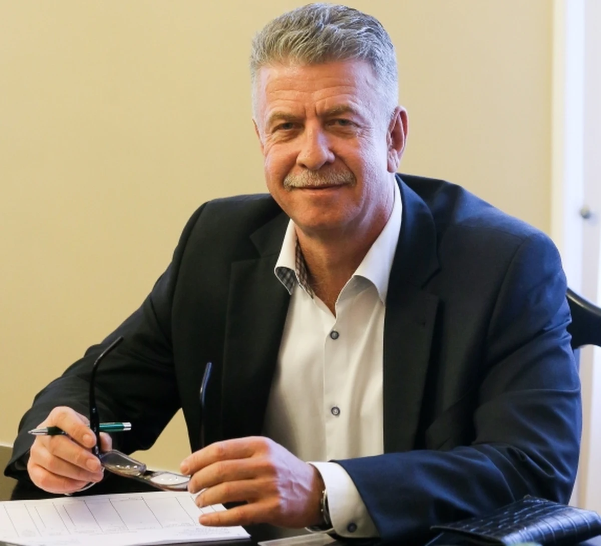 Były komendant główny policji Konrad Kornatowski stanął dziś przed sejmową komisją odpowiedzialności konstytucyjnej. Przesłuchanie miało związek z wnioskiem o postawienie przed Trybunałem Stanu byłego premiera Jarosława Kaczyńskiego. 