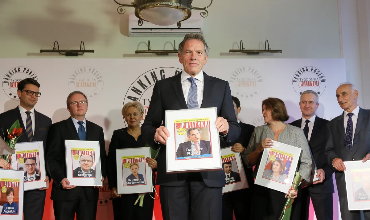 Urszula Augustyn, Robert Biedroń, Mariusz Antoni Kamiński, Cezary Olejniczak, Małgorzata Sekuła-Szmajdzińska, Krystyna Skowrońska, Krzysztof Szczerski, Robert Tyszkiewicz, Marek Wójcik i Stanisław Żelichowski zostali najlepszymi posłami w tegorocznym rankingu tygodnika "Polityka".