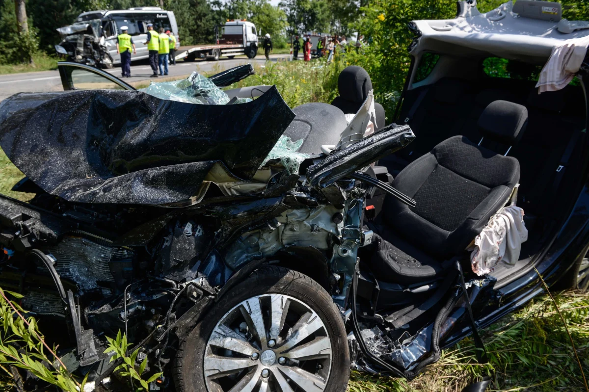 Pijani i odurzeni sprawcy wypadków drogowych zapłacą za leczenie rannych – donosi piątkowa „Rzeczpospolita”. Posłowie Polskiego Stronnictwa Ludowego przygotowują już projekt ustawy w tej sprawie. 