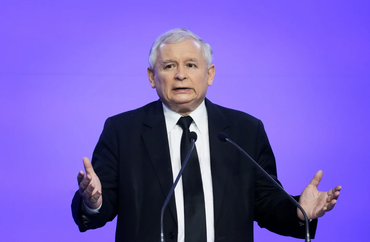Prezes PiS Jarosław Kaczyński jest przekonany, że w partii zawiązał się spisek polityków, którzy chcą w przyszłości przejąć władzę w partii. Ich pierwszym krokiem ma być wystawienie kandydatury twórcy SKOK Grzegorza Biereckiego w prawyborach prezydenckich organizowanych przez PiS – twierdzi "Newsweek".