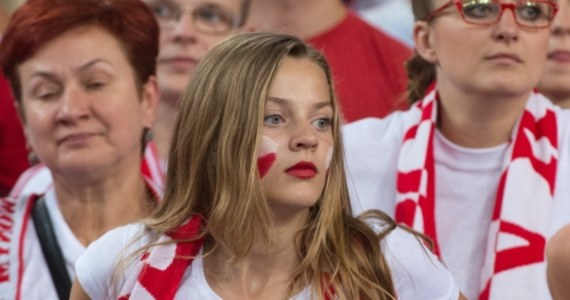 Śląska policja zaapelowała do kibiców wybierających się do Spodka na weekendowe mecze mistrzostw świata siatkarzy, by nie odkładali podróży na ostatnią chwilę. W sobotę w stolicy Górnego Śląska rozegrane zostaną półfinały (Francja - Brazylia 16.40 i Niemcy - Polska 20.25), a w niedzielę o tych samych godzinach mecze o medale. 