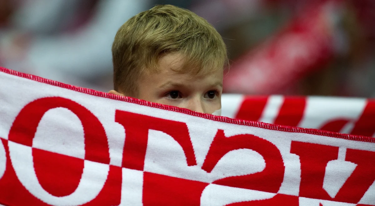 Historia lubi się powtarzać. Po ośmiu latach wieczorem ponownie będziemy walczyli z Brazylią o mistrzostwo świata w siatkówce. Po wczorajszej wygranej z Niemcami pojawiły się opinie, że w Japonii nasi siatkarze poddali się. Zaprzecza temu Grzegorz Szymański, zawodnik Indykpolu AZS Olsztyn, który wtedy był w kadrze. "Zagraliśmy o klasę słabiej i to nie chodziło o to, że się poddaliśmy" - powiedział w rozmowie z dziennikarzem RMF FM Piotrem Bułakowskim. 