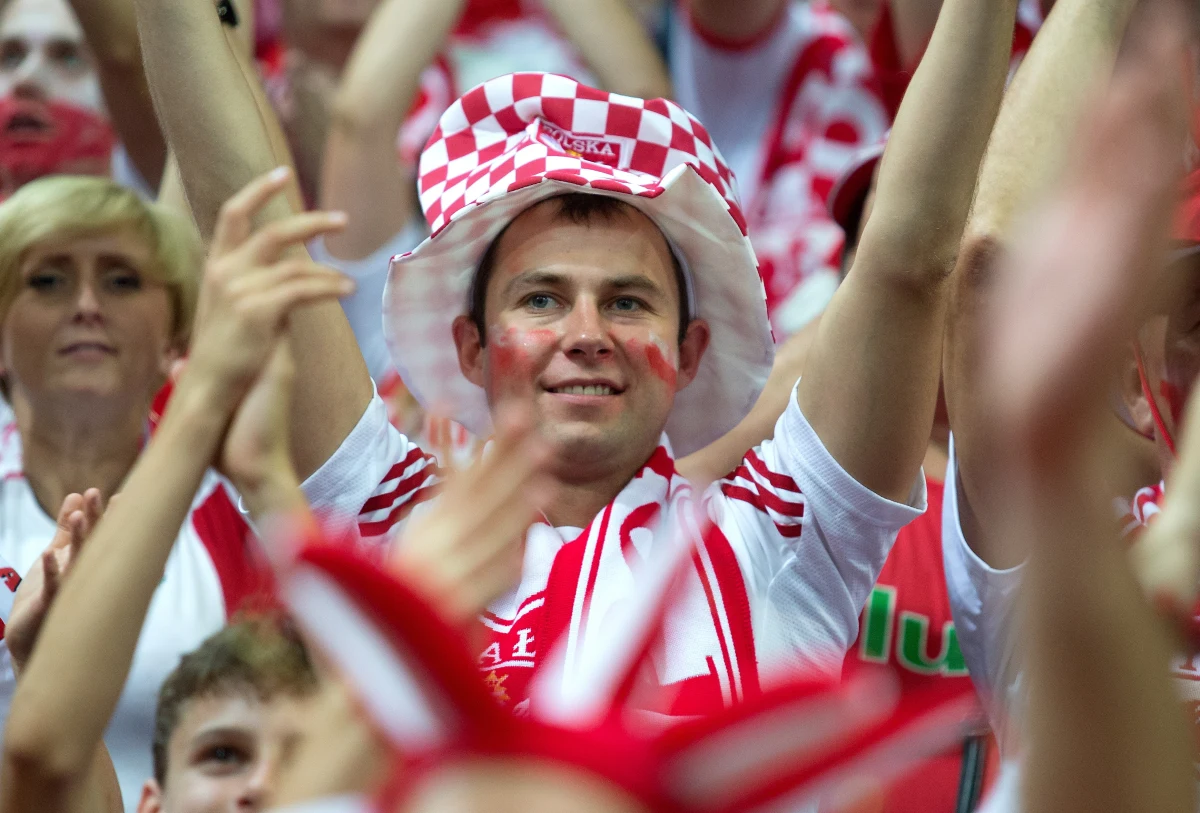 Polscy siatkarze zostali w Katowicach mistrzami świata. W finale rozegranym w Spodku pokonali obrońców tytułu Brazylijczyków 3:1 (18:25, 25:22, 25:23, 25:22). To drugi złoty medal biało-czerwonych w historii tej imprezy. Po pierwszy sięgnęli 40 lat temu. 