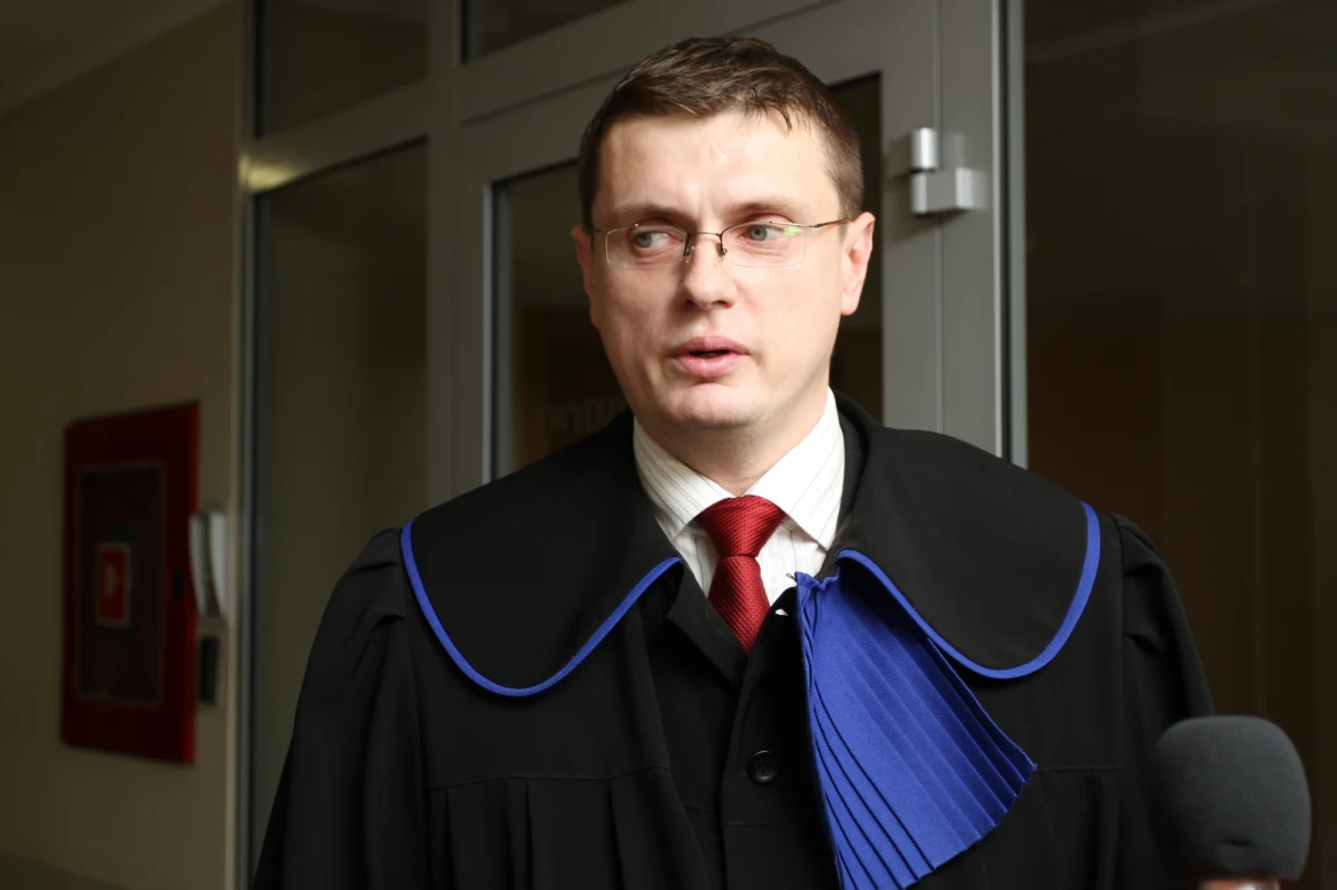 Prawnik i wykładowca akademicki Marcin Adamczyk jest kandydatem Polskiego Stronnictwa Ludowego na prezydenta Olsztyna. PSL wystawi swoich kandydatów na prezydentów we wszystkich miastach wojewódzkich - podała wiceprezes ugrupowania Urszula Pasławska.