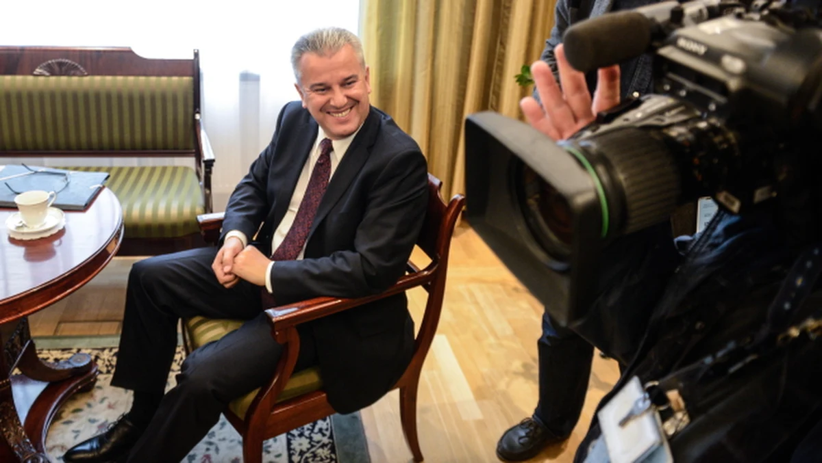 Nowy minister sprawiedliwości Cezary Grabarczyk złoży dziś u premier Ewy Kopacz wniosek o dymisję swojego zastępcy Michała Królikowskiego - dowiedział się reporter RMF FM Tomasz Skory. Powodem odejścia Królikowskiego miałyby być różnice światopoglądowe.