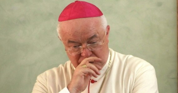Aktem sprawiedliwości nazwali aresztowanie w Watykanie arcybiskupa Józefa Wesołowskiego przedstawiciele dominikańskiego wymiaru sprawiedliwości. Hierarcha jest oskarżony o seksualne wykorzystywanie nieletnich. 
