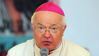 Abp. Wesołowski miał ponad 100 tys. plików z pornografią dziecięcą