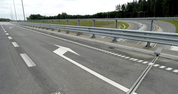 Do godz. 18 będzie zablokowany zjazd z autostrady A1 na A2 w kierunku Warszawy na węźle Łódź Północ. Rano doszło tam do wypadku samochodu osobowego jadącego od strony Gdańska. 