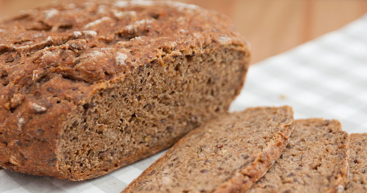Ten zdrowy, proteinowy chleb zrobisz bez mąki. Jest chrupiący i smaczny