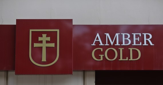 Nie będzie wznowienia śledztwa dotyczącego niedopełnienia przez Donalda Tuska obowiązków w sprawie Amber Gold. Podstawą umorzenia śledztwa był brak dowodów na to, że premier wiedział o piramidzie finansowej firmy jeszcze przed wybuchem afery Amber Gold - dowiedział się reporter RMF FM, Tomasz Skory.